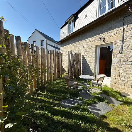 Holiday home L,echappee Belle